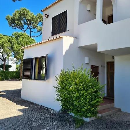 Apartamento Solar Dos Pinheiros * Quarteira